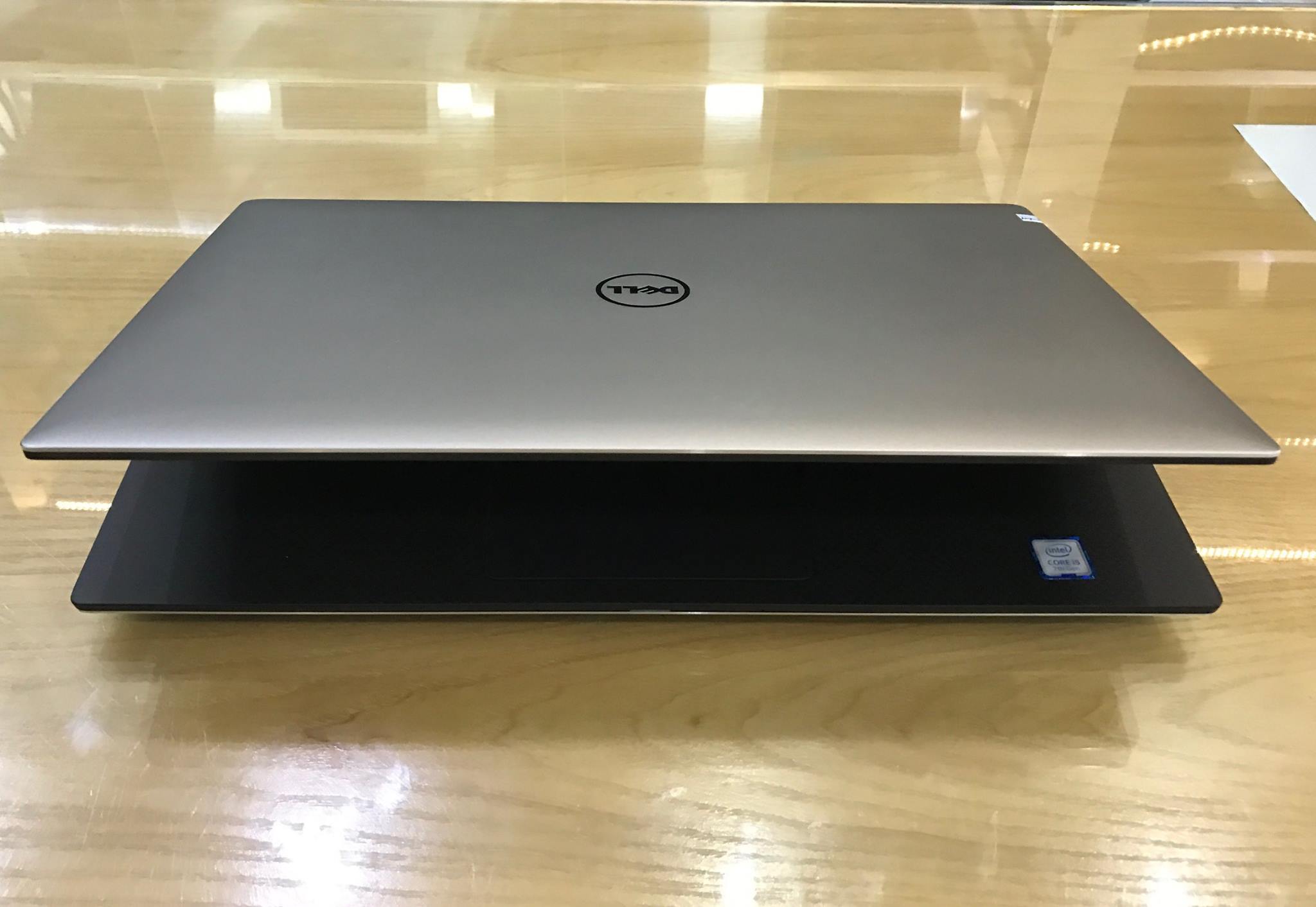 Laptop Dell XPS 9560 2017-4.jpg